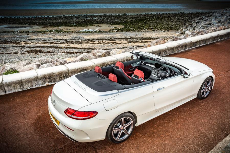  Mercedes-Benz C220 d AMG Line Cabriolet 2016 года  (UK) (фото 11 из 29)